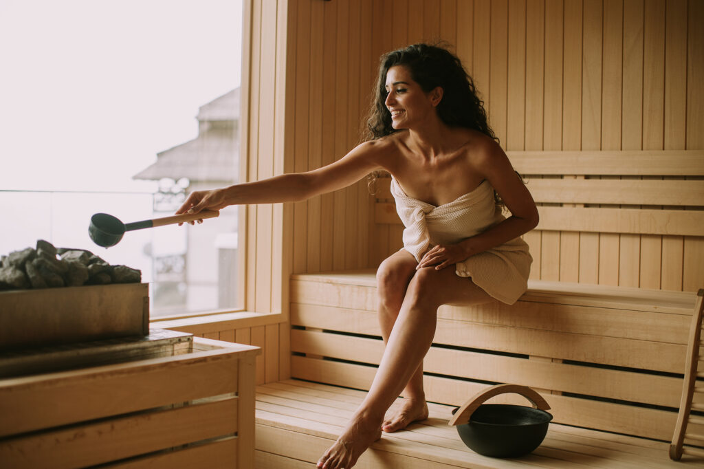 7 Surprising Health Benefits of Saunas